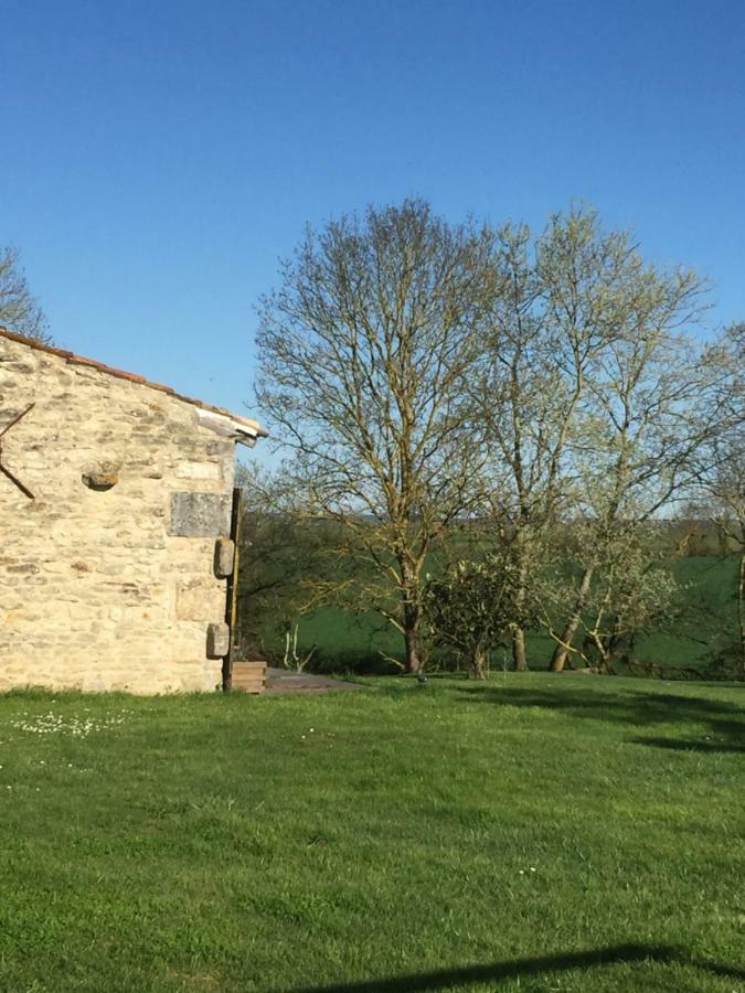 Gite Des Chouettes Muron Exterior photo